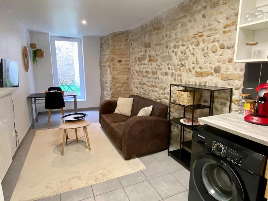 Vaste Appartement Renove - Centre Ville Bourg-en-Bresse Extérieur photo